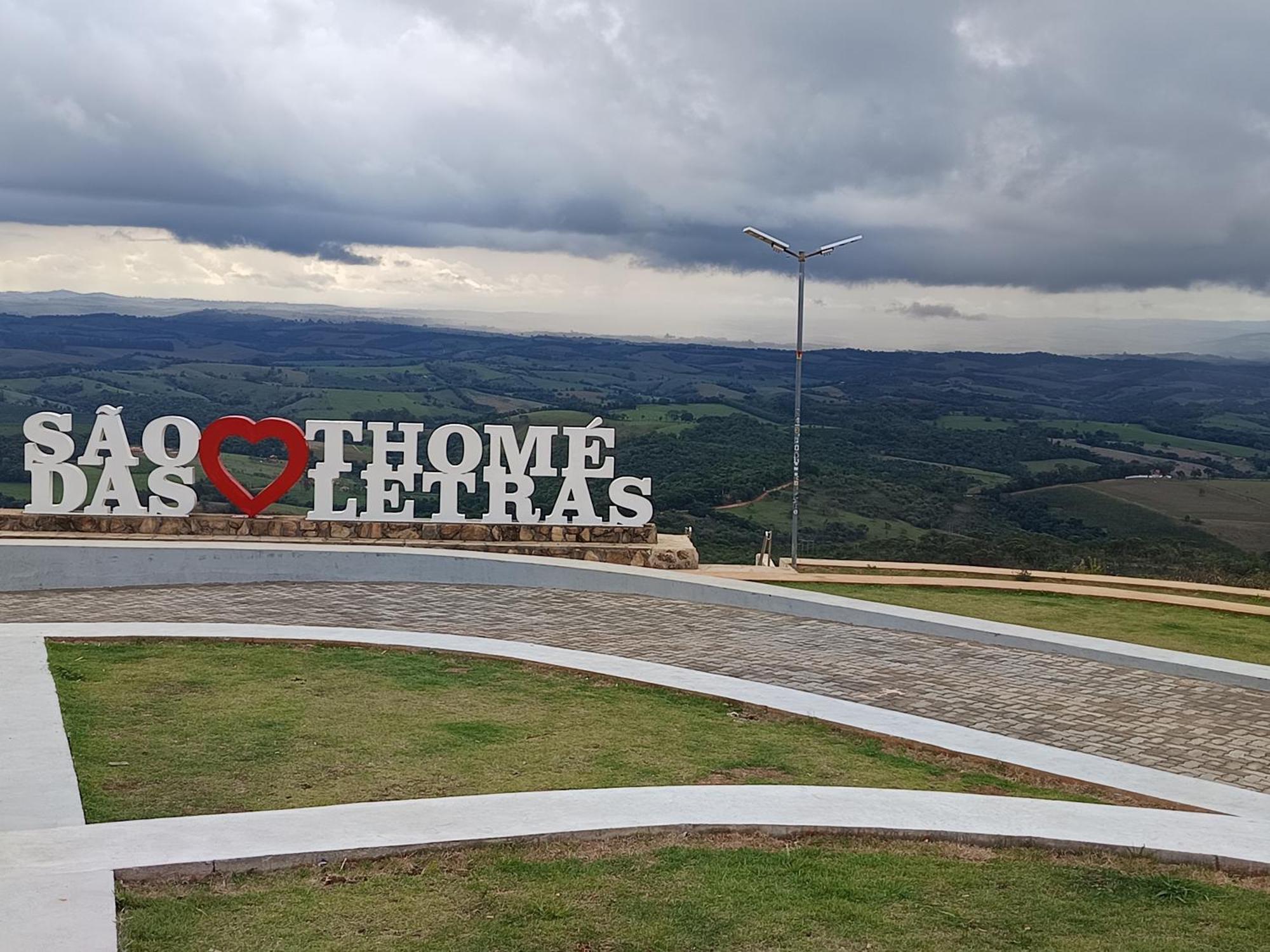 Suites Montanha Das Letras São Tomé das Letras Eksteriør bilde